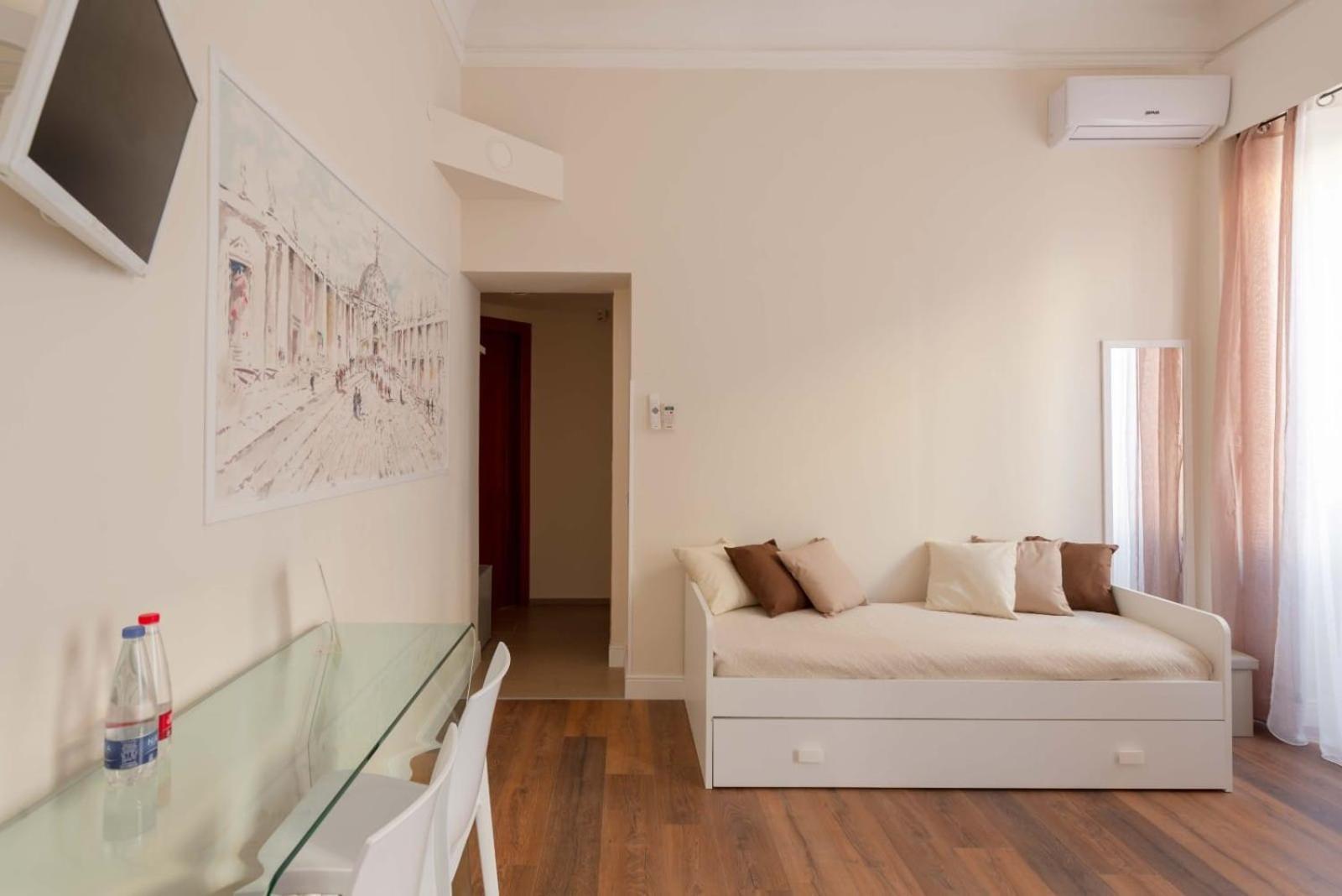 Clavdia Flat Hotel Rome Buitenkant foto